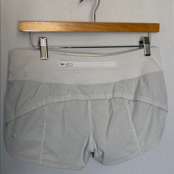 Lululemon Speed Up Short *2.5" White Size 6 Running Pockets Lined EUC - Picture 2 of 11